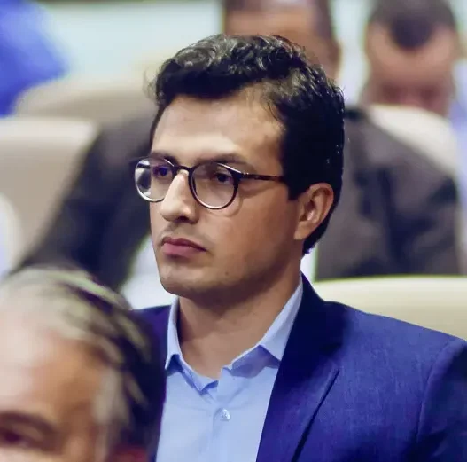 COLUNA / PAULO MELLO